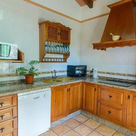 Holiday home El Guindo *
